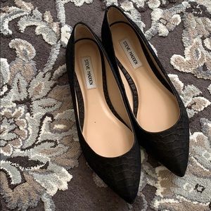 Steve Madden Shoes - Black Steve Madden flats NEW Steve Madden Shoes - Black Steve Madden flats NEW